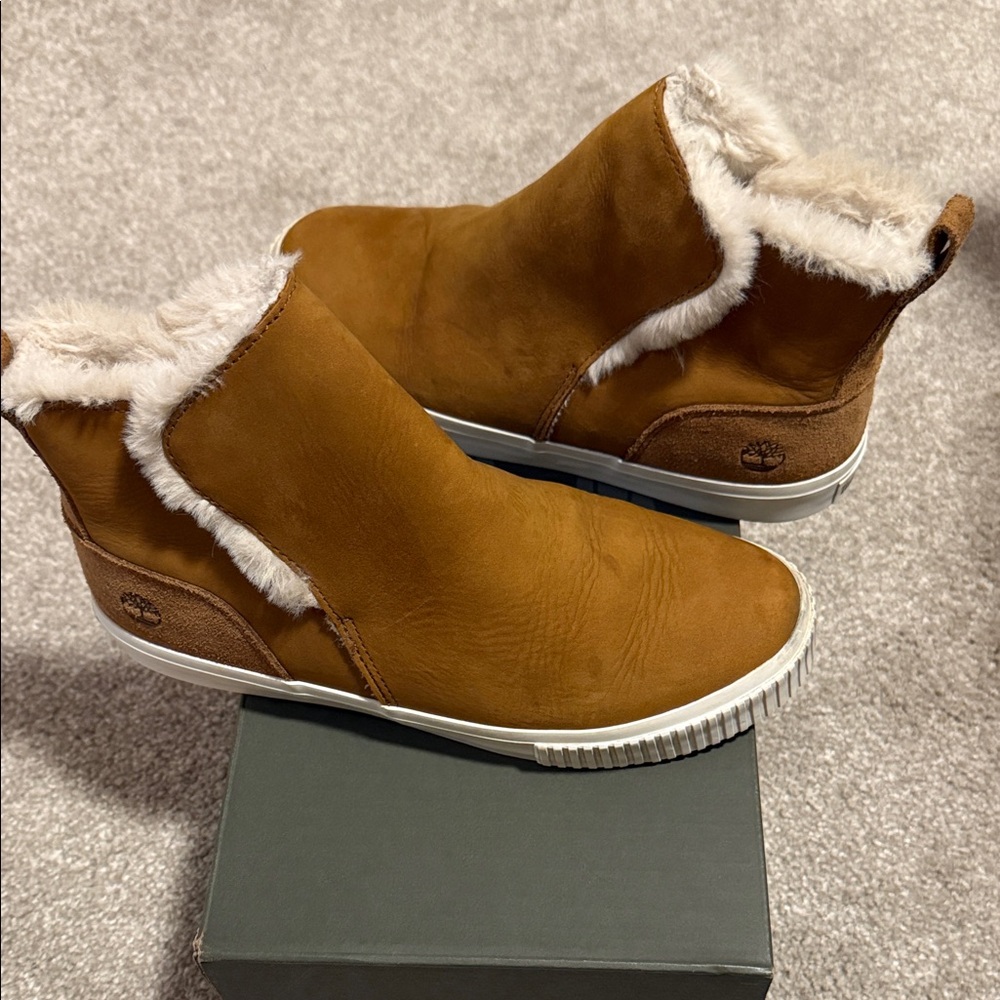 Timberland Women's Brown Fur-Lined Boots